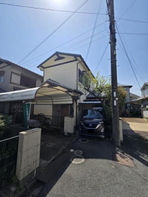 閑静な住宅地でのびのび子育て！！

