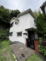 駐車場付なので、車でのお出かけが多い方にお勧めです。
水回り、床、壁、リフォーム済物件
