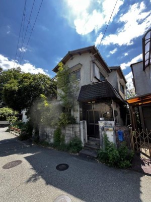 「建築条件なし」お好きなハウスメーカーで建築できます。
