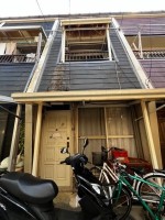オーナーチェンジ物件。家賃月50,000円。表面利回り約12％
保証会社なし。管理会社なし。