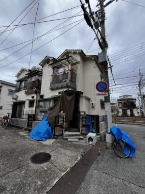 オーナーチェンジ物件です。家賃月70,000円。表面利回り約10%