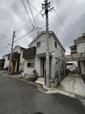 京都市伏見区・南区・東山区・下京区・右京区を中心とする不動産売買のセンチュリー21ハウスマーケット｜スタッフのオススメ物件や、オープンハウス・現地説明会など最新情報をお届け 築12年の築浅物件、駐車場付なので、車でのお出かけが多い方にお勧めです。
