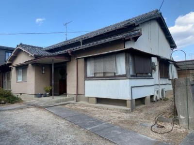 お子様をいつも身近に感じられる近さが安心の東神吉小学校（500ｍ）
閑静な住宅地で小さなお子様がいるご家族にも安心
