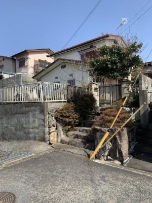 京都市伏見区・南区・東山区・下京区・右京区を中心とする不動産売買のセンチュリー21ハウスマーケット｜スタッフのオススメ物件や、オープンハウス・現地説明会など最新情報をお届け 土地約66.92坪、雨漏り有